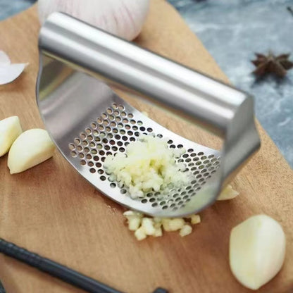 Stainless Steel Manual Garlic Press – Multifunctional Kitchen Tool